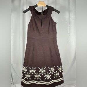 Laundry By Shelli Segal Brown Sleeveless Dress w/beaded & embroidered floral hem
